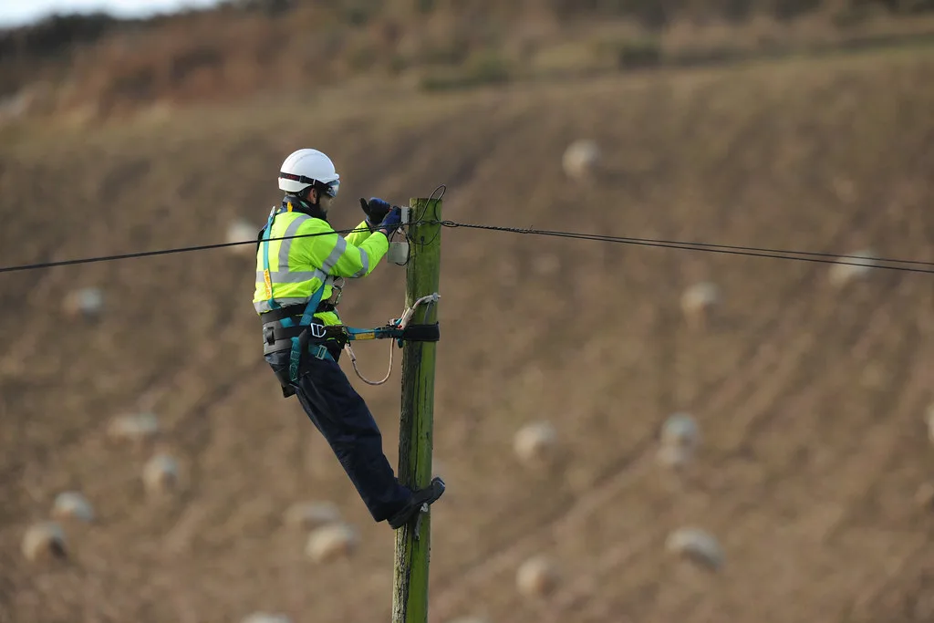 Broadband News: UK Ranked 33rd of 34, Aug 2026